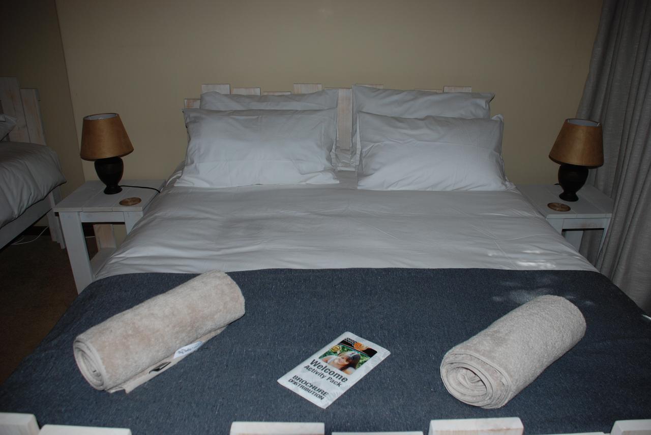 86 On Langenhoven Bed & Breakfast Oudtshoorn Extérieur photo